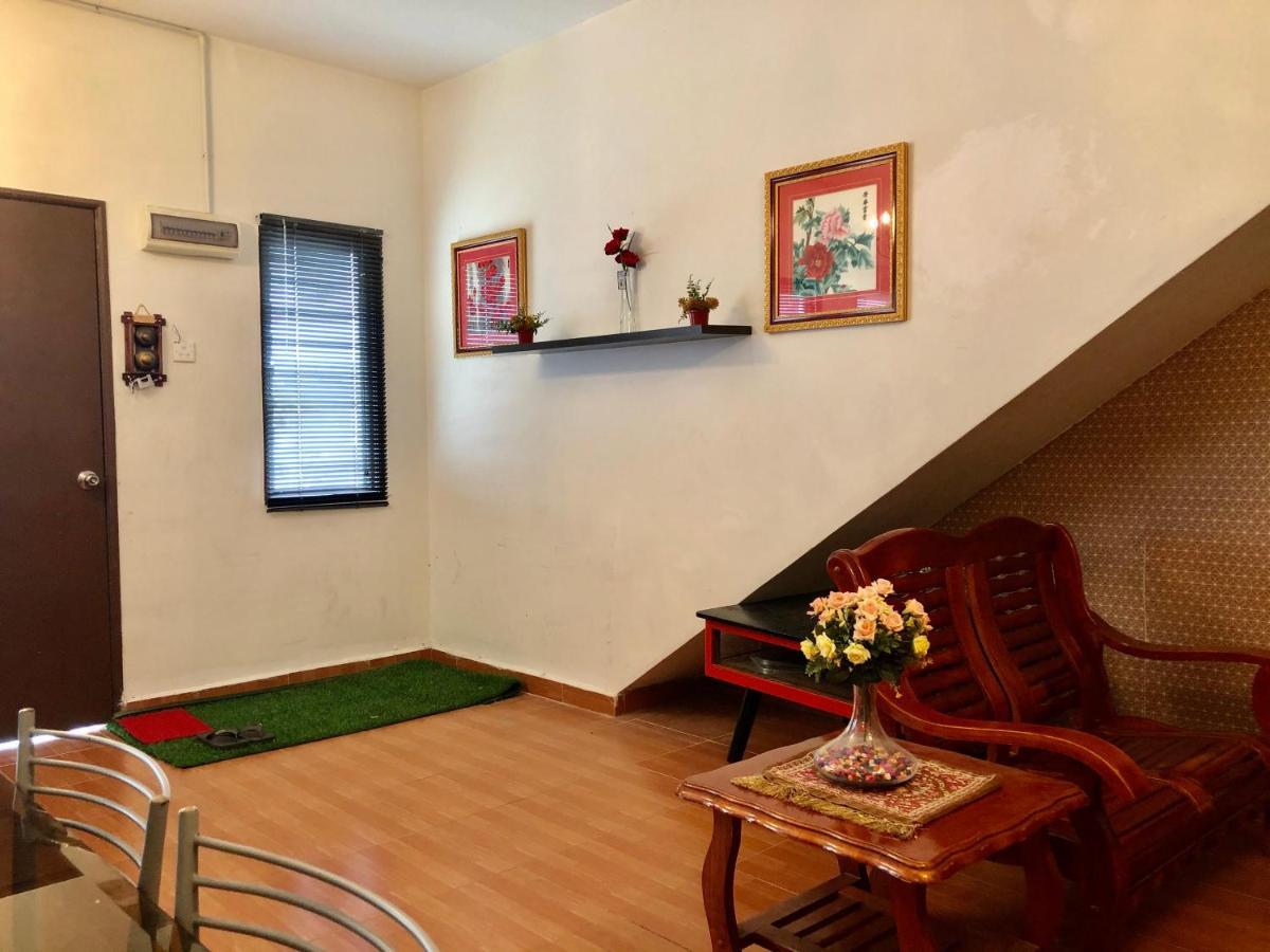 Sinar Ara Homestay Lunas エクステリア 写真